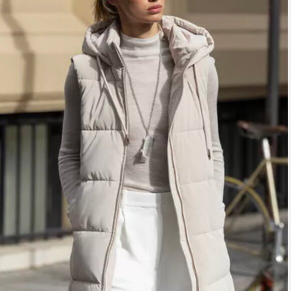 Zara Jackets & Blazers - ZARA Long Puffer Vest with Hood - Beige Natural with Gold Hardware, Size L